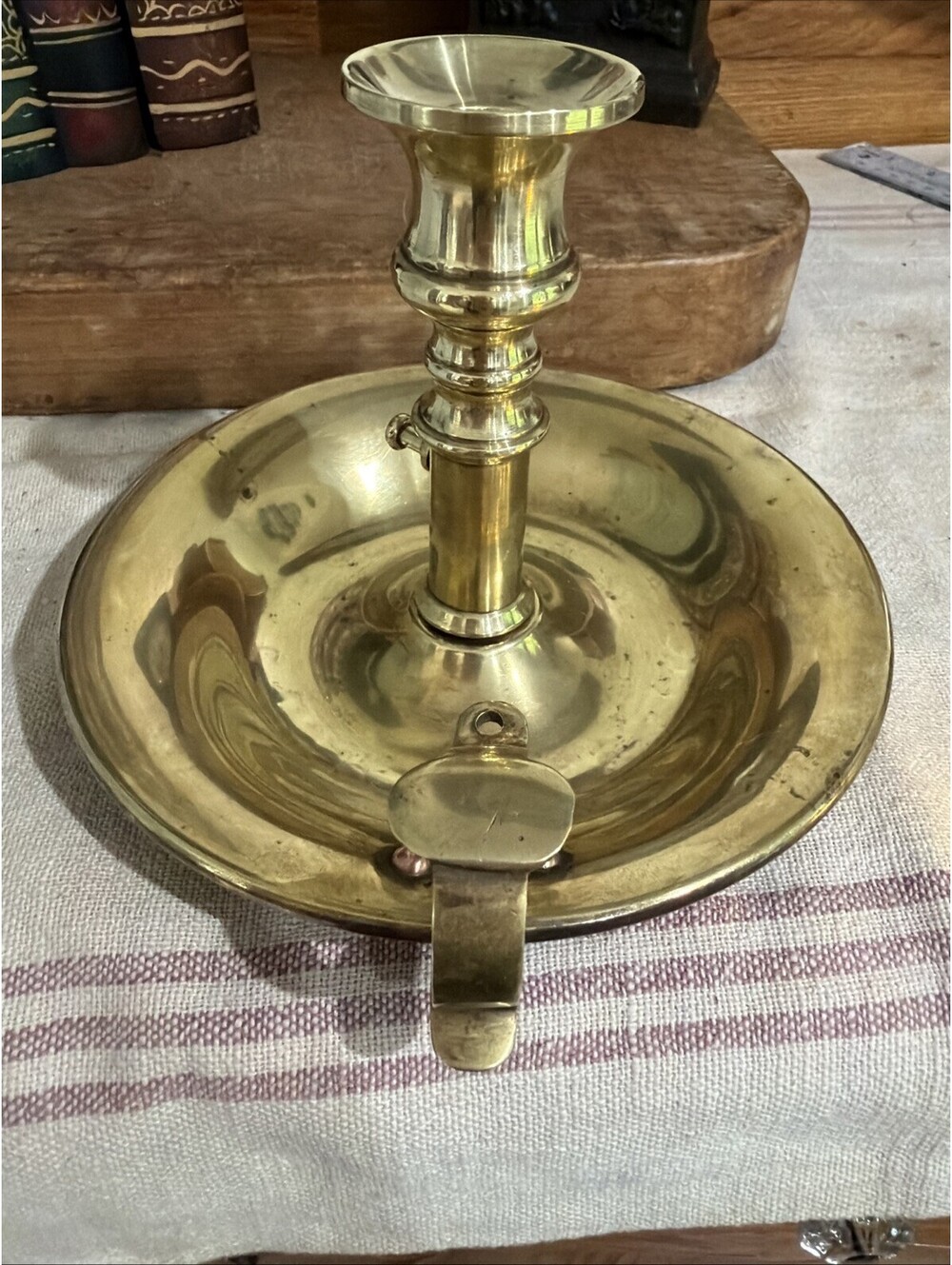 Antique Large Brass Candle Holder Chamberstick Finger Loop Pushup Colonial - Picture 6 of 9